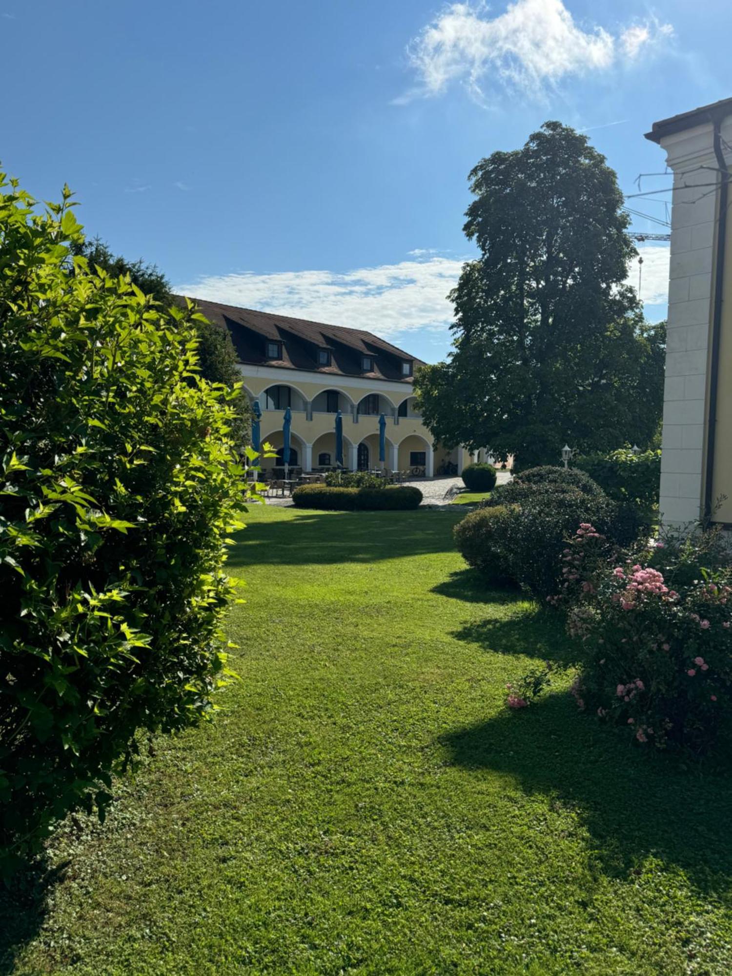 Schloss Kirchham Luaran gambar